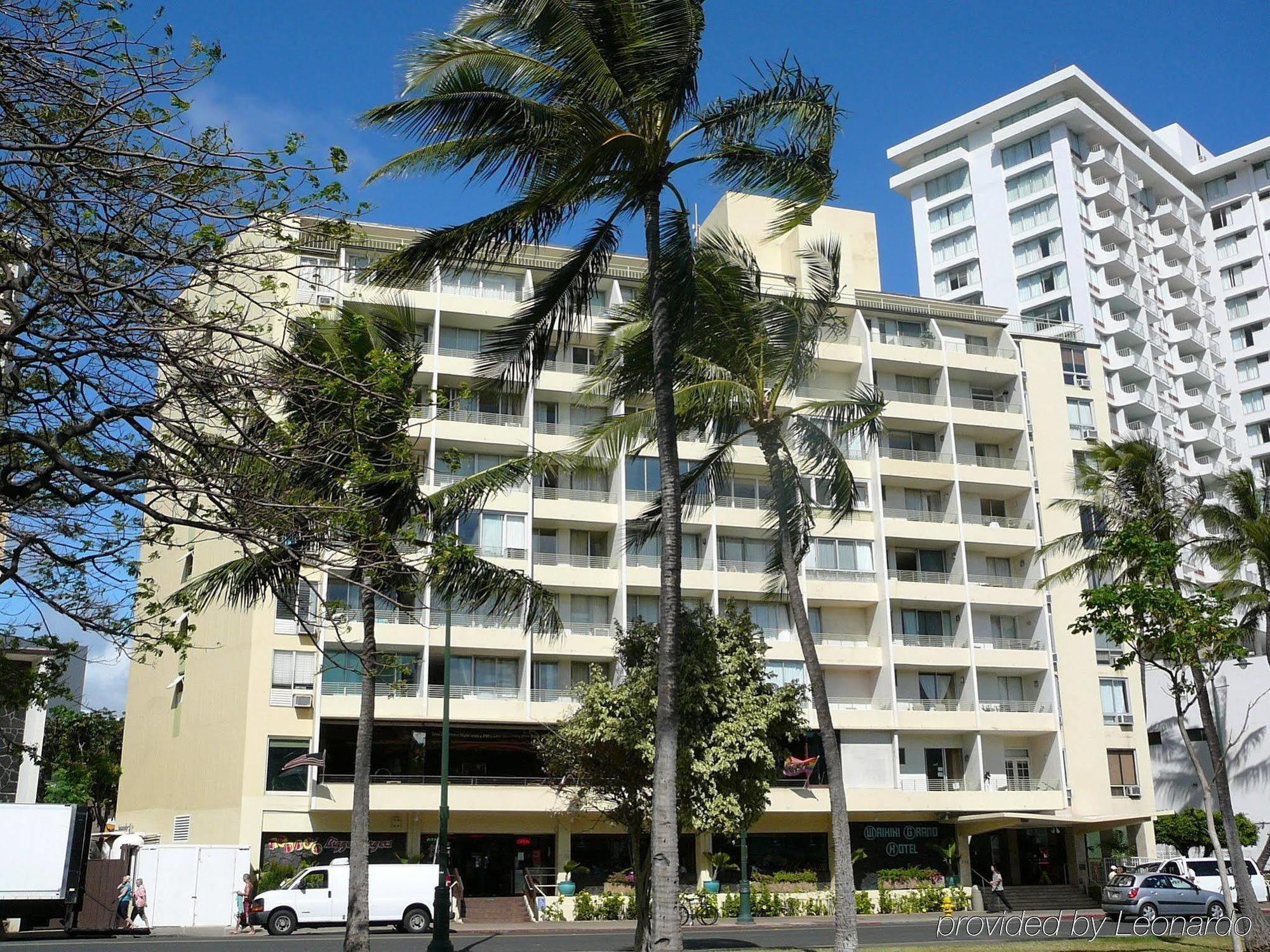 Отель Castle At Waikiki Grand Гонолулу Экстерьер фото